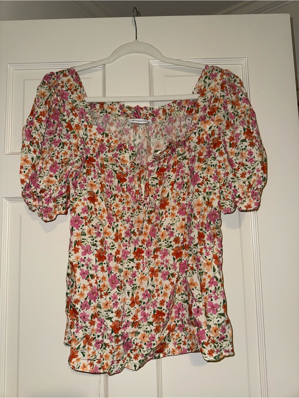 Floral print top